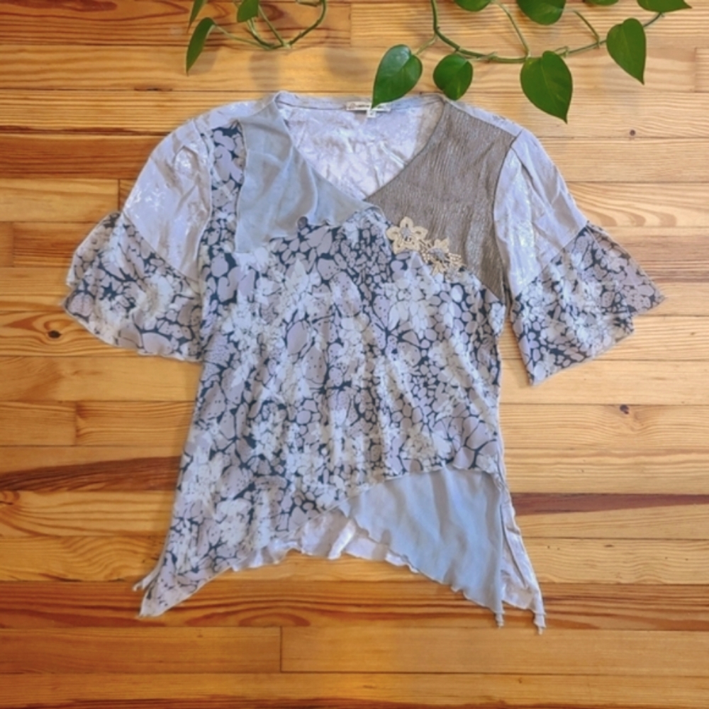 Spencer Alexis Vintage Short Sleeve Blouse Floral Blue Silver Grey Gold - size 6